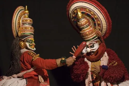 Kathakali: Bhisma zápasí so zlým Ussasanom (Kochi)