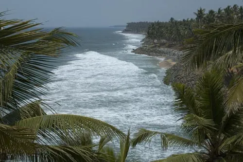 Pohľad z útesov na sever (Varkala)