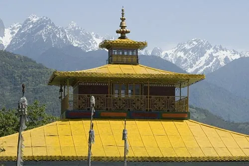 Gompa a Himaláje. (Tashiding, Sikkim)