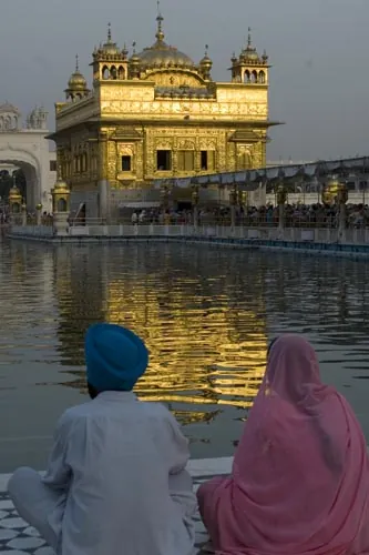 Rozjímanie pri Nektárovej nádrži. (Amritsar)