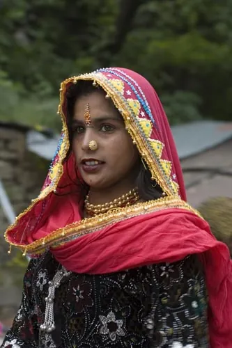 Zlato na krku, lemoch aj v ústach :)  (Manali)
